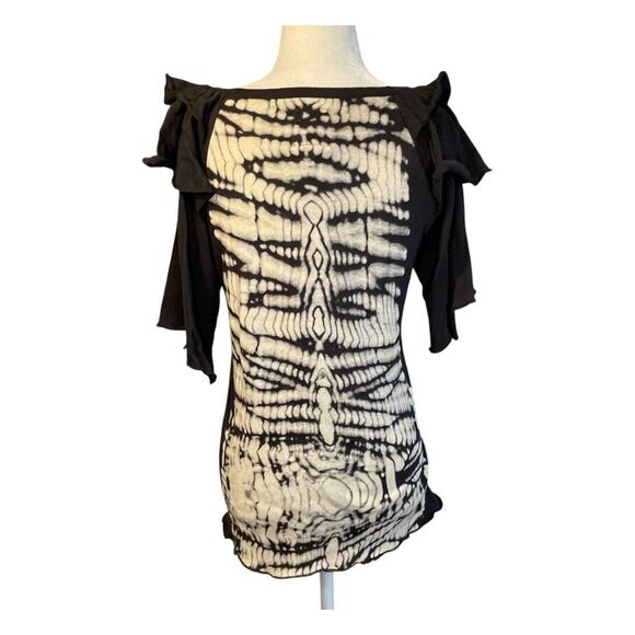 Chaser Gauzy Ruffle Shoulder Flouncy Top Gray Tie Dye Knit Short Sleeve S - Picture 4 of 9